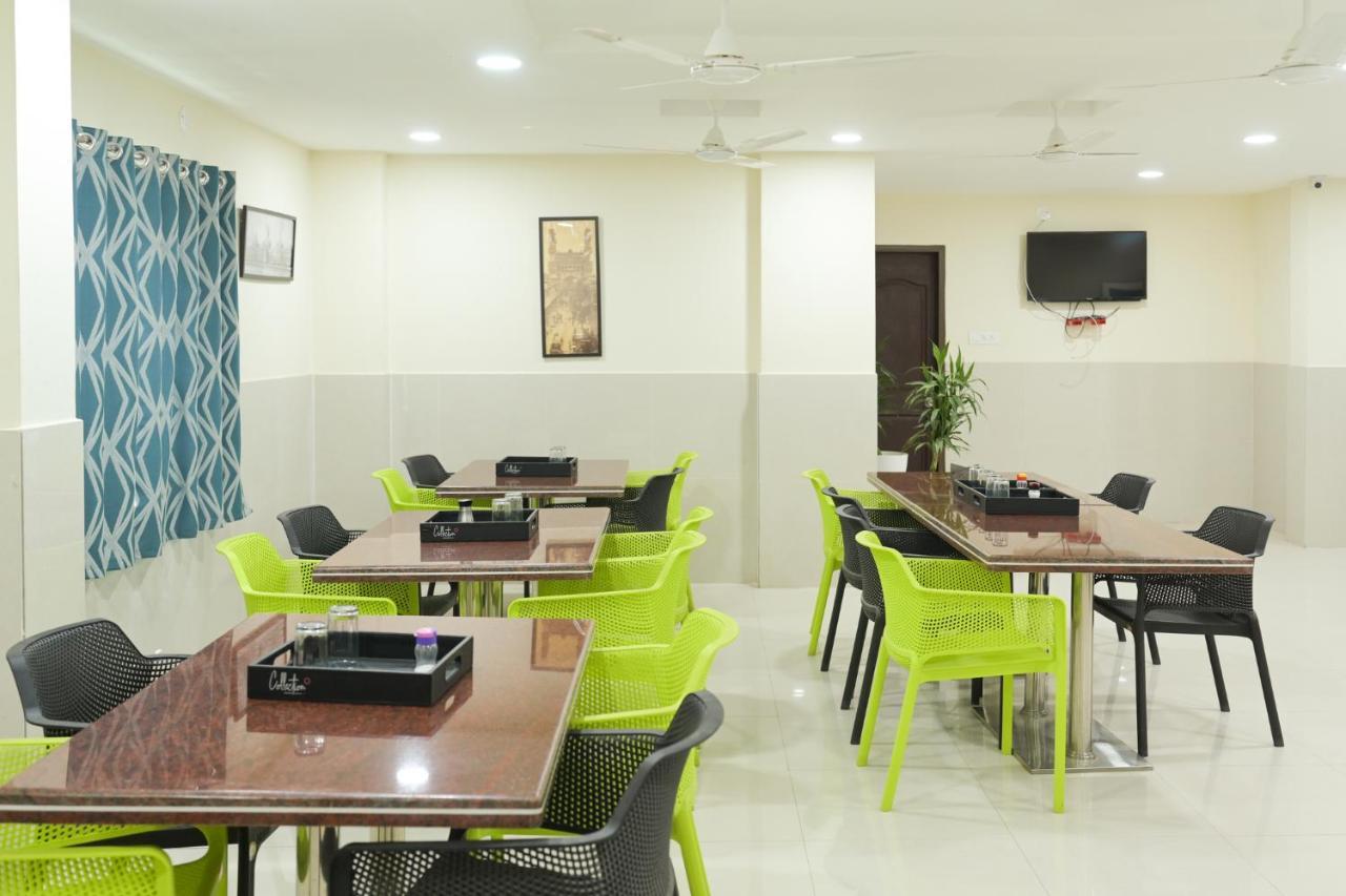 Voila At Nest Hotel Hyderabad Exterior photo