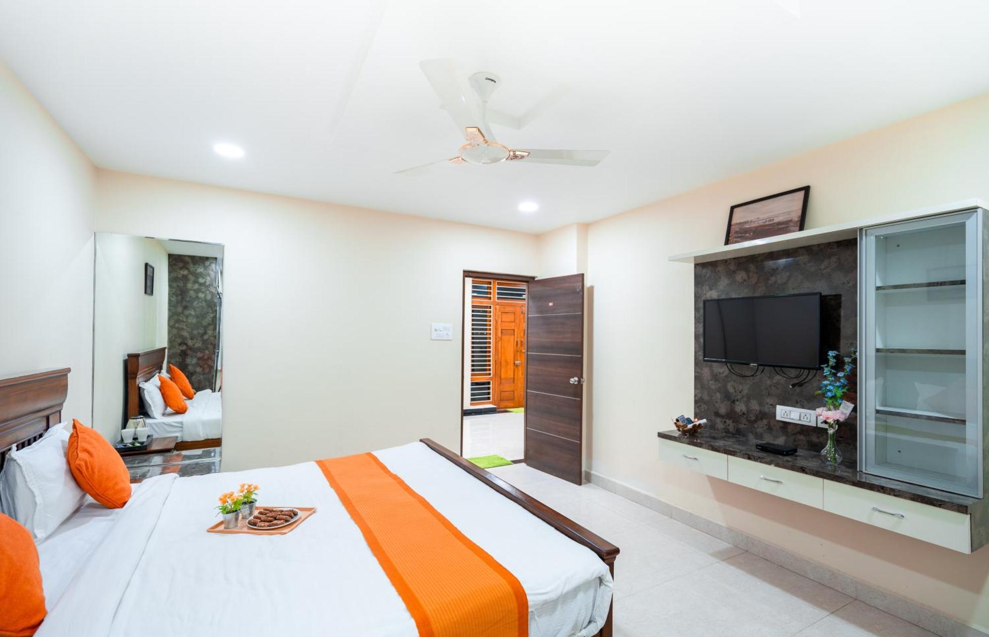 Voila At Nest Hotel Hyderabad Exterior photo